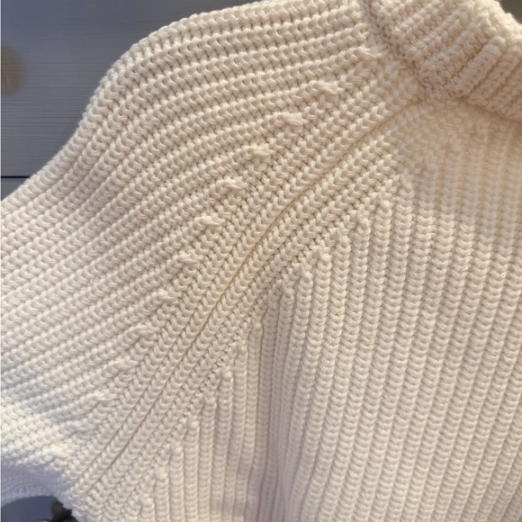 QUINCE 100% Organic Cotton Fisherman Crew Sweater Ivory Size M - Picture 4 of 9